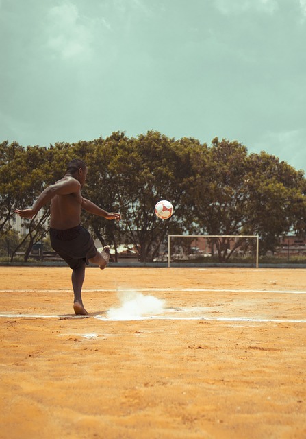 【中超】补时丢球，梅州客家队憾平浙江队.